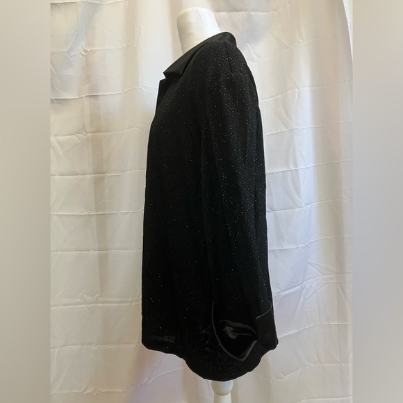 R&M Richards Black Blazer with Satin Lining and Classic Collar - Picture 4 of 7